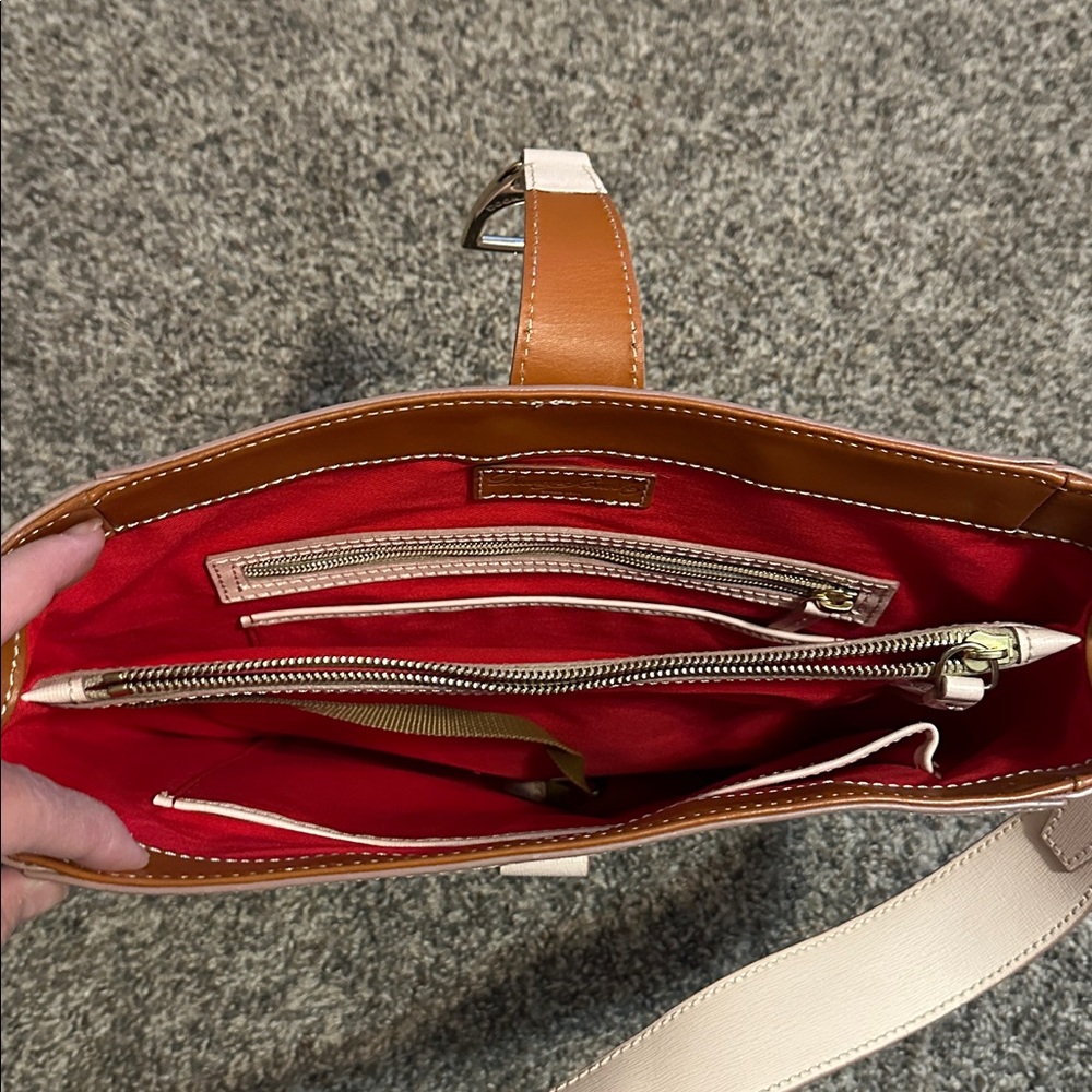 Dooney & Bourke Saffiano Leather bag & Wristlet in Blush Ashby One spot in photo - Picture 7 of 13